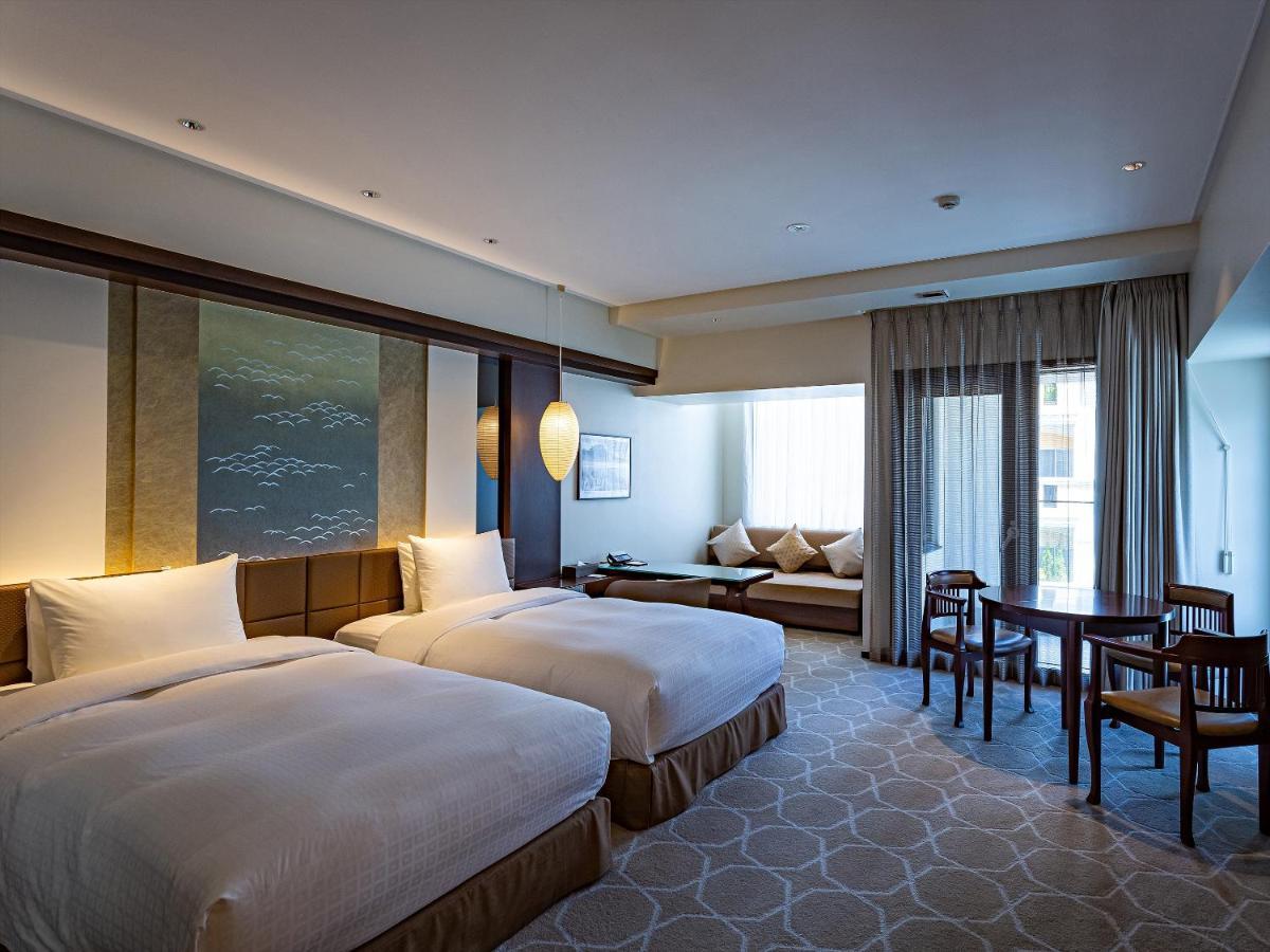 Okinawa Exes Naha Hotel Exterior photo