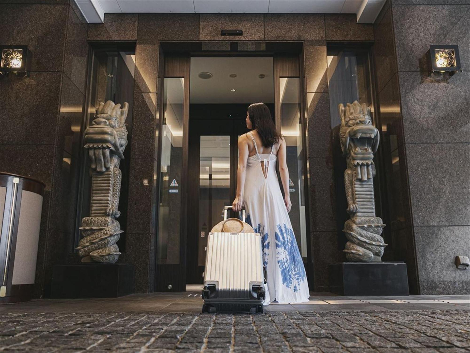 Okinawa Exes Naha Hotel Exterior photo